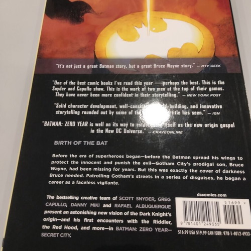Batman New 52 Volume 4 "Zero Year: Secret City!" TPB like new