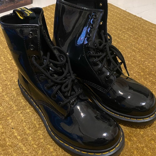 Dr Martens leather boots like new, size 38