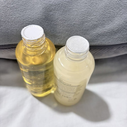 Shower gel and bubble bath set with stand, 160ml each