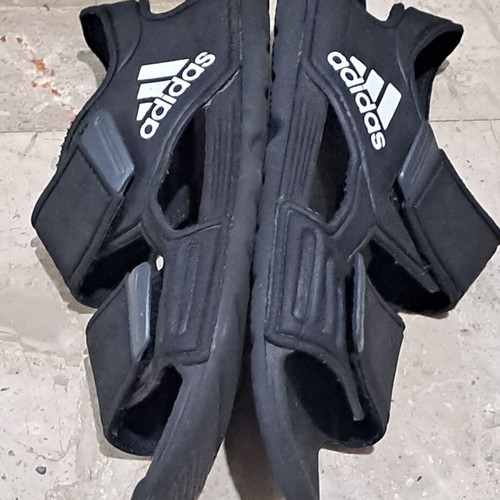 Adidas children's slippers with strass size 34 used, black