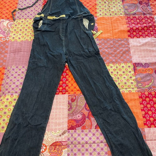 Maternity pants and overalls used, sizes XL and XXL, black and blue