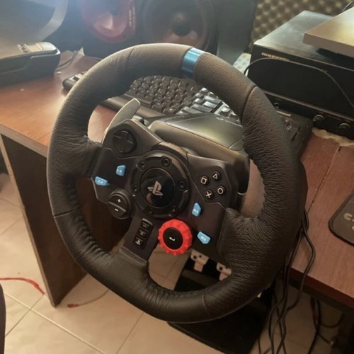 Logitech G29 Steering Wheel compatible with PC, PS4, PS5
