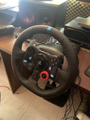 Logitech G29 Steering Wheel compatible with PC, PS4, PS5