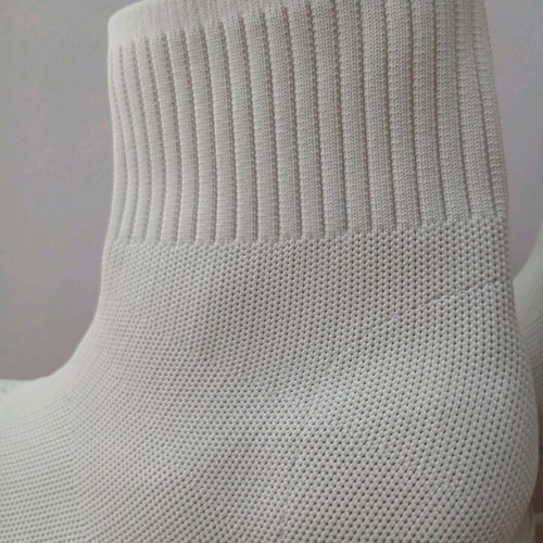 A To Z Greek women's ankle boots new, cream, size 37.5