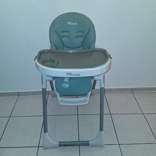 Baby Adventure high chair like new with adjustable height