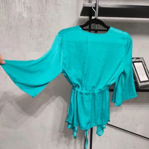 Maki Philosophy turquoise satin top kimono size S, new