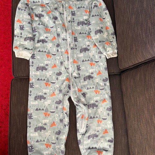 Sleeping bag with forest animals used for 7-8 years old