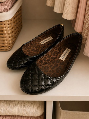 Παιδικές μαύρες λουστρίνι μπαλαρίνες Steve Madden μέγεθος 32 μεταχειρισμένες
