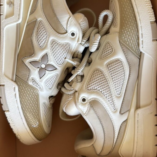 Louis Vuitton Skate Sneakers size 43 like new, beige and white