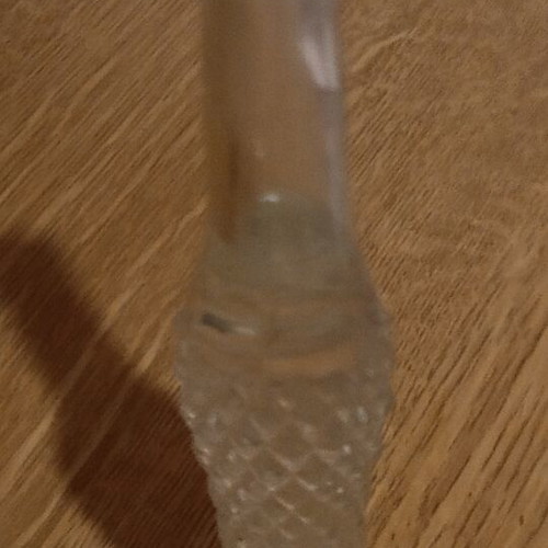Vintage Glass Decanter with Diamond Point Pattern like new