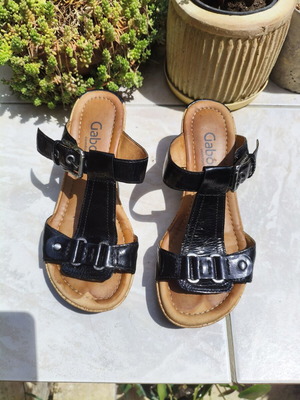 Gabor leather sandals like new, size 37, black