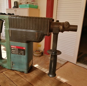 Σκαπτικο πιιστολετο κρουστικο BOSCH GBH 7/45DE