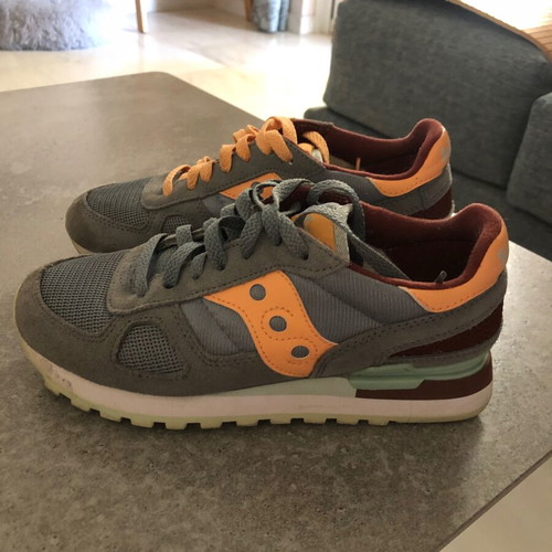 Saucony trainers size 38 like new, grey and orange