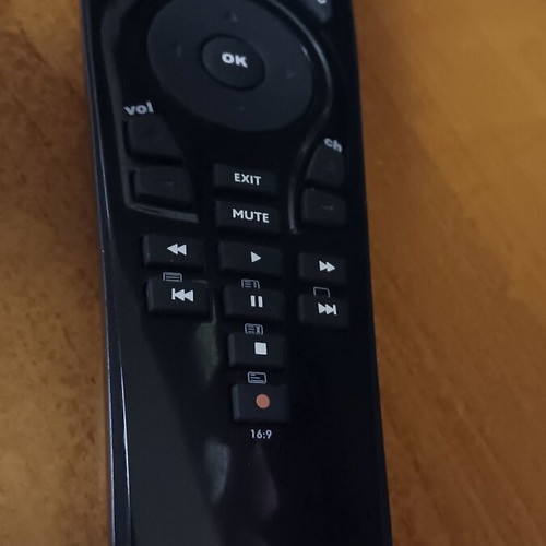 One For All 11-7931 universal remote control used, programmable for 3 devices