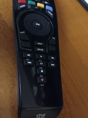 One For All 11-7931 universal remote control used, programmable for 3 devices