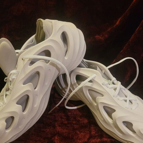 Adidas sneakers white size 44.5 new