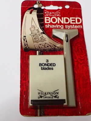Wilkinson Sword Bonded Vintage Shaving System with 3 Blades new