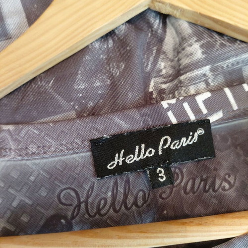 Women's T-shirt with print like new