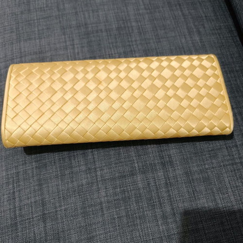 Olga Berg shoulder bag like new, yellow with gold chain