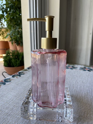 Glass Soap Dispenser 350 ml with Daisy Design like new