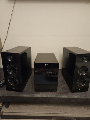 LG FA 162 μικρό σύστημα Hi-Fi