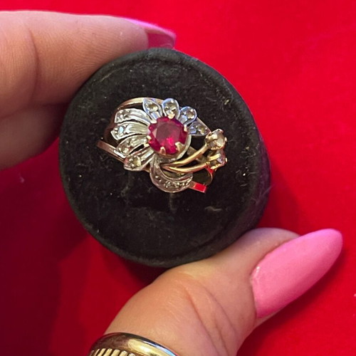 Gold ring 18K with semi-precious stones used, 2.7 g