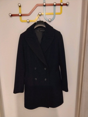 Zara black wool coat like new, size S