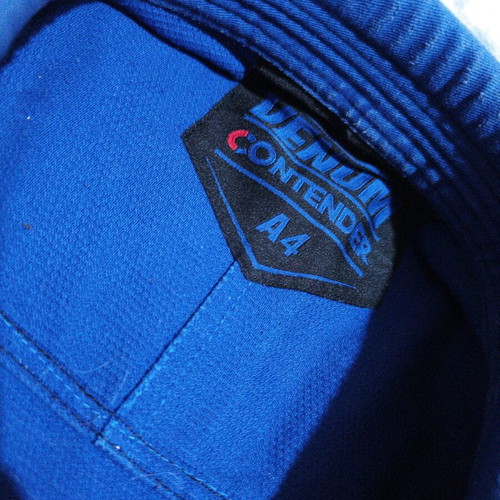 Venom gi for bjj size A4 like new