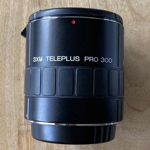 Kenko Teleplus Pro 300 3x Teleconverter for Canon EOS like new