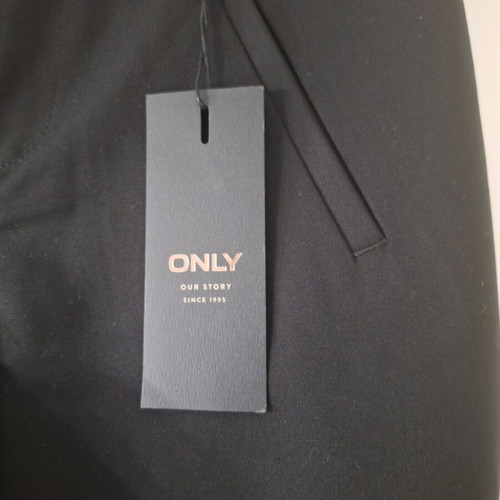 Only women's pants new, size XS, black