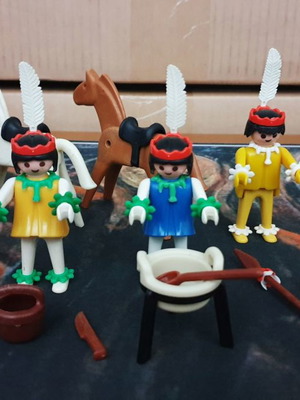 Playmobil Lyra μεταχειρισμένο με γνήσια αξεσουάρ