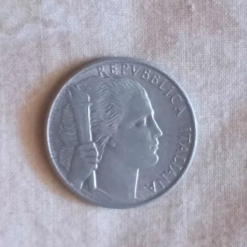 Italian 5 Lire 1950 coin used, aluminum