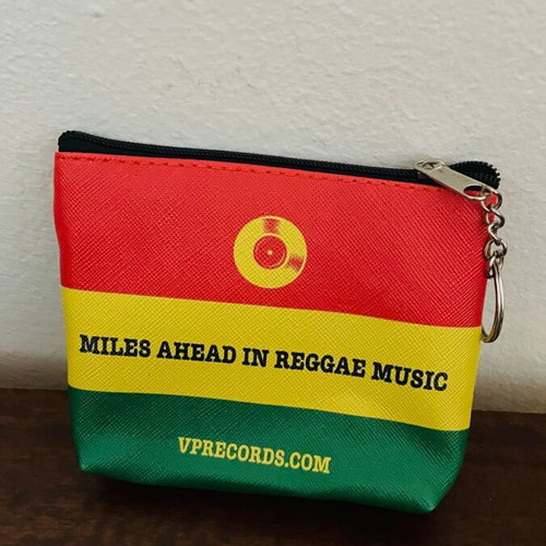 Wallet new for coins and credit cards with zipper