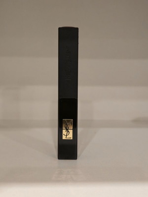 Yves Saint Laurent Rouge Pur Couture lipstick color 21 like new