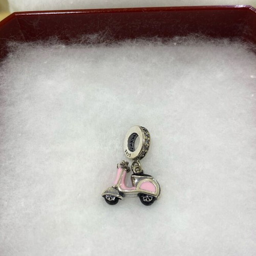 Silver Vespa charm 925 new, pink and black