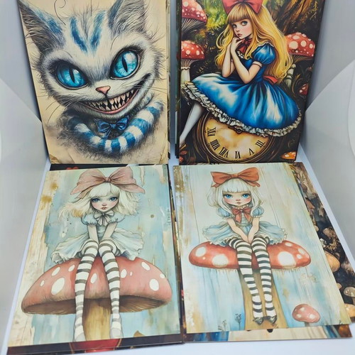 Alice in Wonderland set of 32 collectible postcards like new