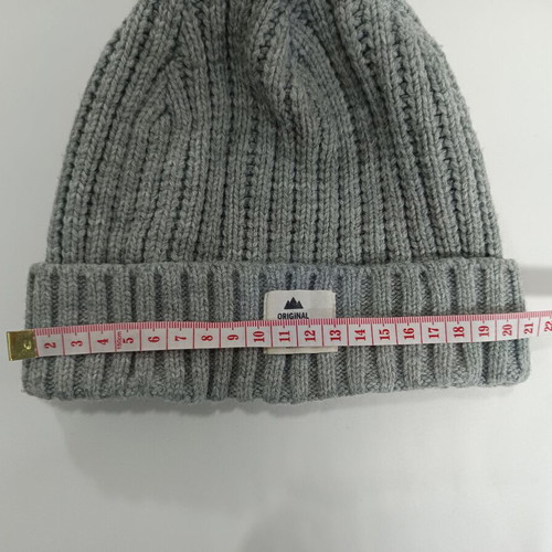 Grey knitted beanie Cedar Wood State like new