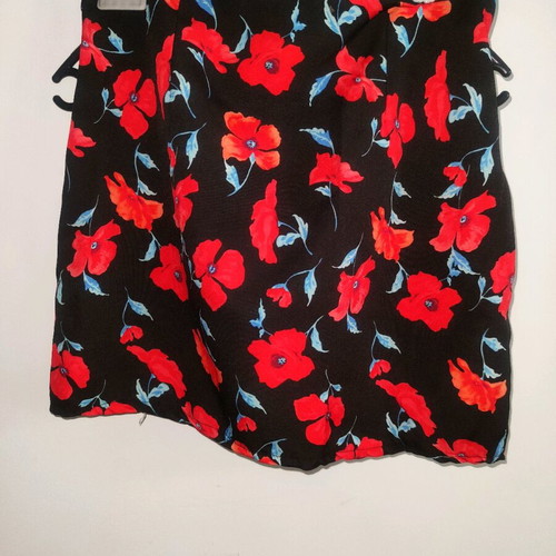 Mini floral skirt used, size S, black and red