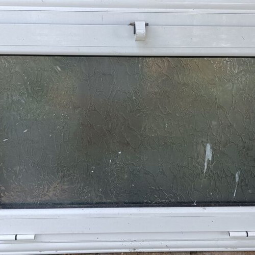 Aluminum tilt window with frosted double glazing, 90x58 cm