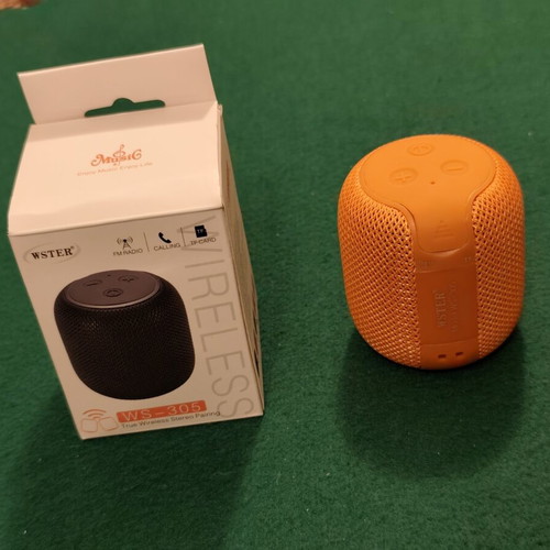 WSTER WS-805 Portable Bluetooth Speaker TWS, orange