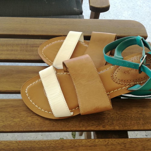 Clarks leather sandals new, tan with turquoise and white, size 39