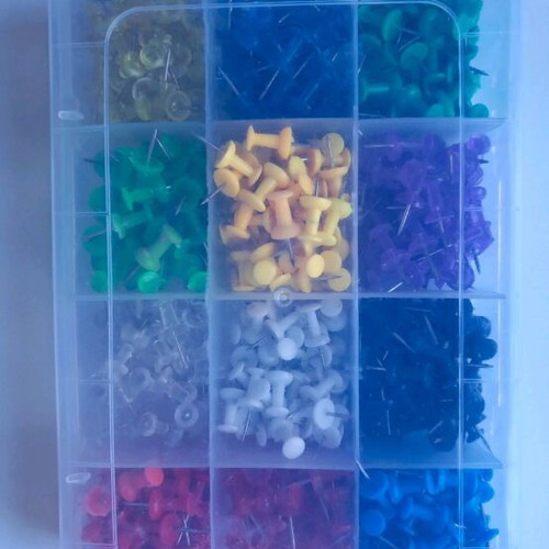 Colored paper pins used, pack of 600