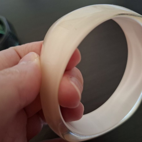 Bakelite bracelets like new, opening diameter about 7 cm, set