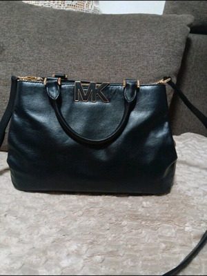 Michael Kors shoulder bag like new, black