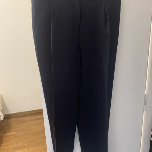 Tara Jarmon women's pants dark blue size 40 like new