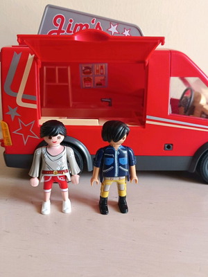 Playmobil μεταχειρισμένο με ελλείψεις, χορηγίες και σπάσιματα