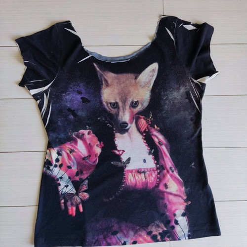 Blouse used black with design, size M