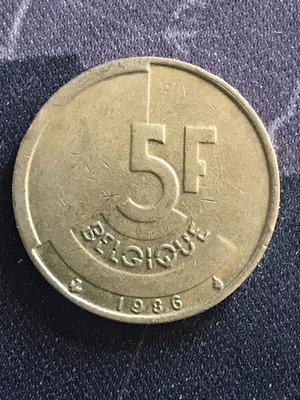 Belgium 5 Francs Coin 1986 like new