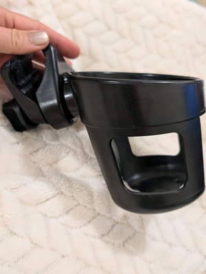 Cup holder like new, universal for different types