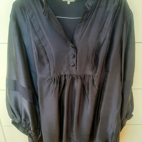 Purple satin Lucifair shirt like new with sheer details size 50